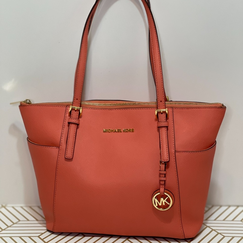 Michael Kors handbag - Picture 3 of 7